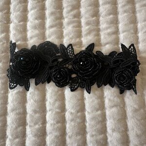 💟 Black choker necklace